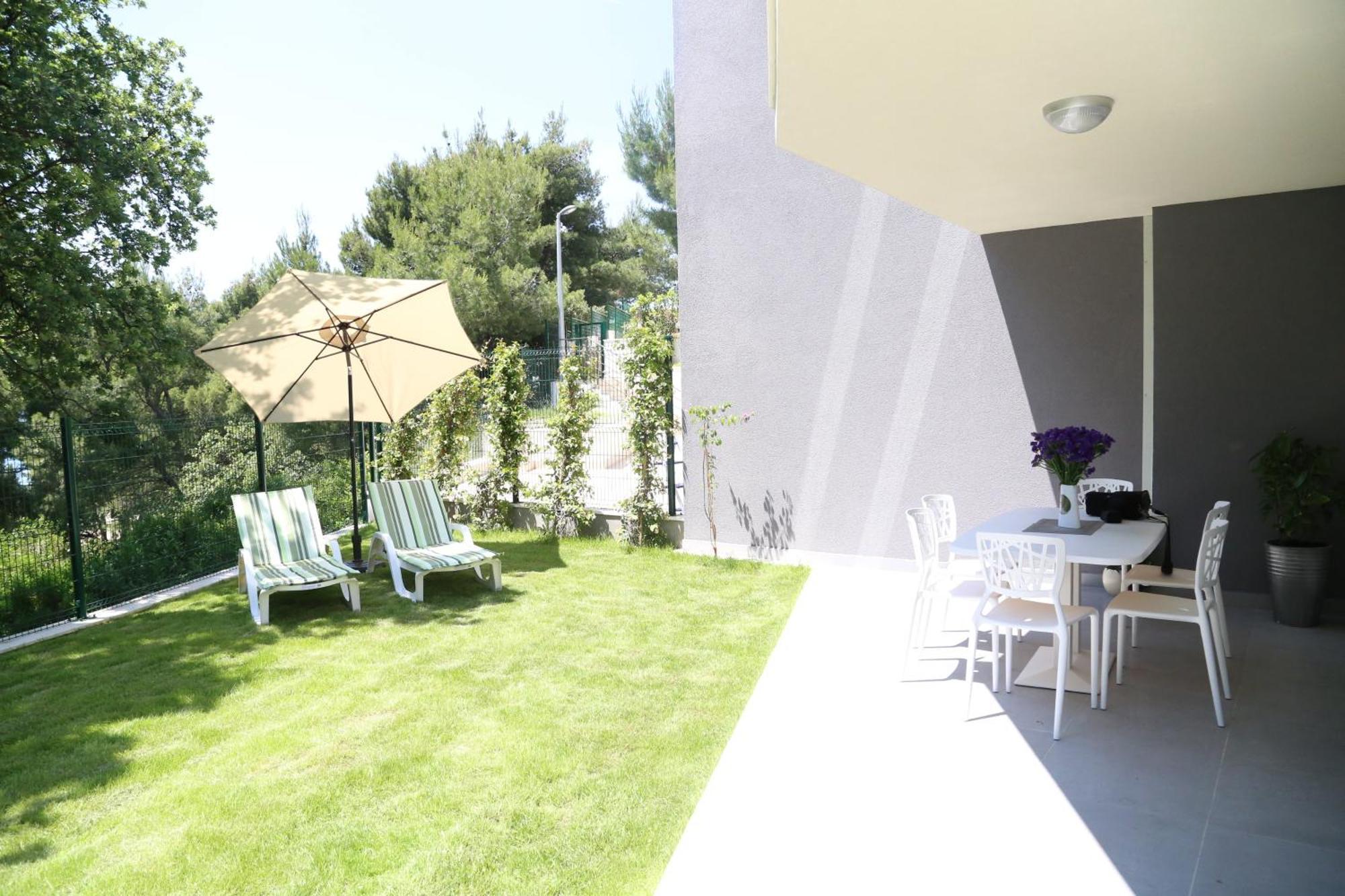 Beach Apartments Dumicic Podstrana Habitación foto